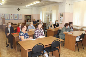 Экскурсия в ГАИО участников отряда «серебряных» волонтеров «Улыбка»