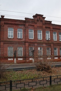 Люди. События. Идеи (к 800-летию города Юрьевца). Юрьевецкая мужская гимназия