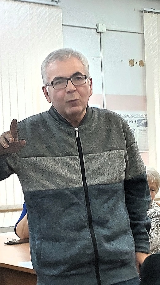 Выступает В.Е.Кашаев